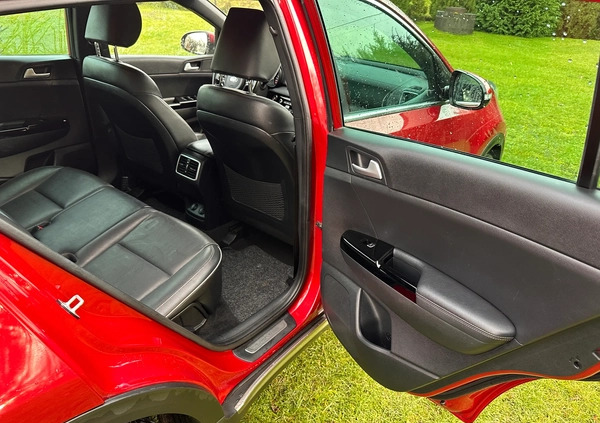 Kia Sportage cena 76000 przebieg: 150000, rok produkcji 2016 z Zdzieszowice małe 781